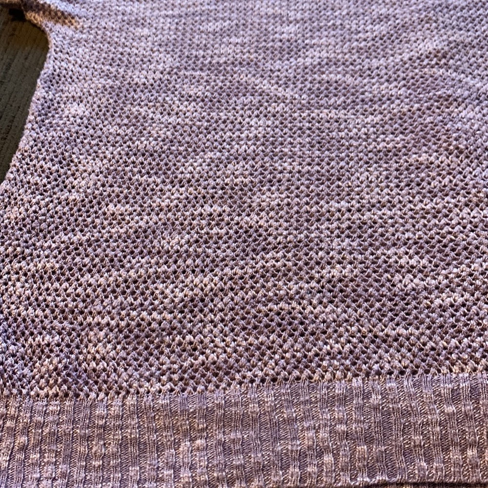 Button back sweater - Picture 3 of 10